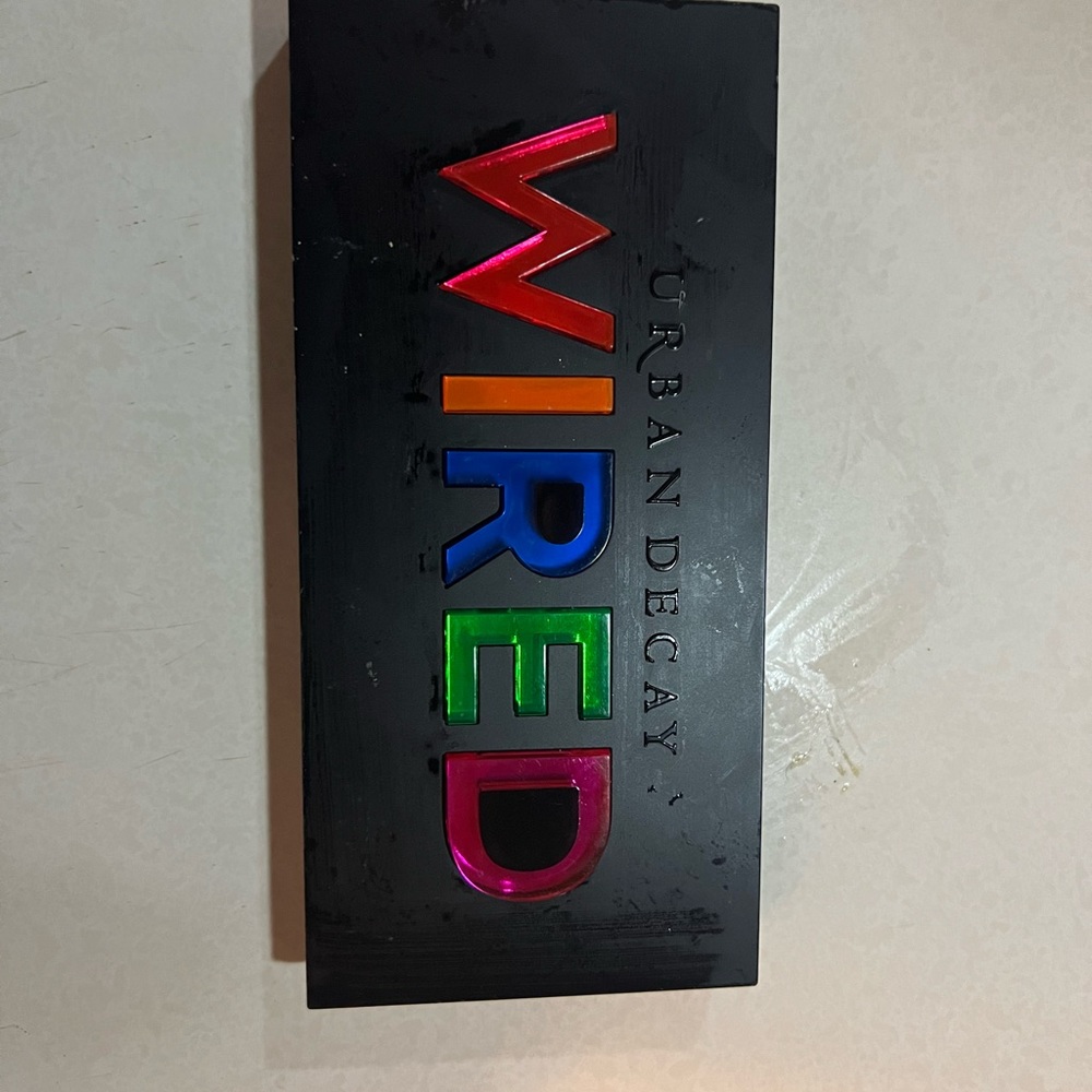 Urban Decay WIRED Limited Edition eyeshadow palette